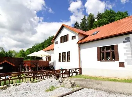 A Restaurace Na Letne Гостевой дом